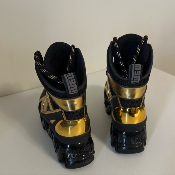 Ninja Wave Hi Top Tech Sneaker in Gold & Black - Picture 6 of 9